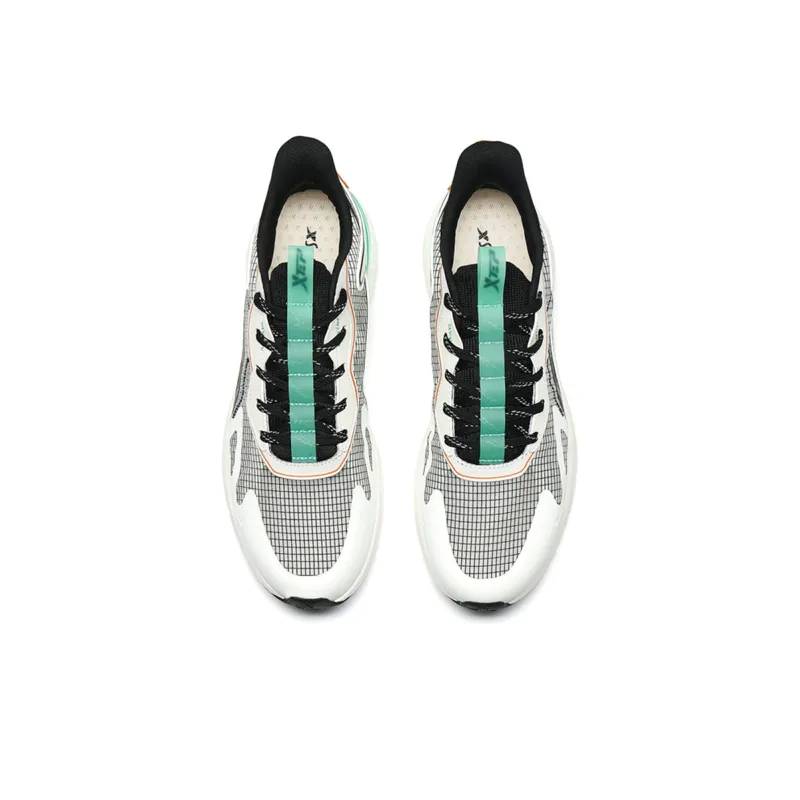 XTEP Low Top Running Shoes Men's White Green-1
