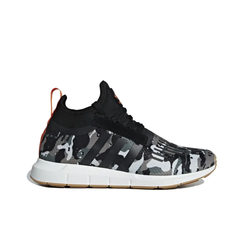 Adidas Swift Run Barrier Camo-1