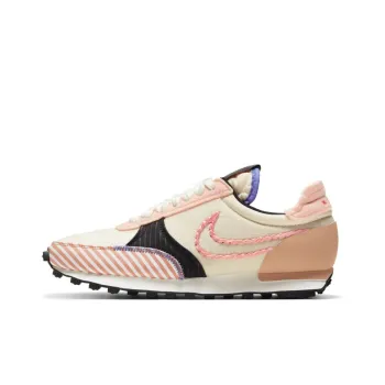Nike Daybreak Type Crimson Tint Women's