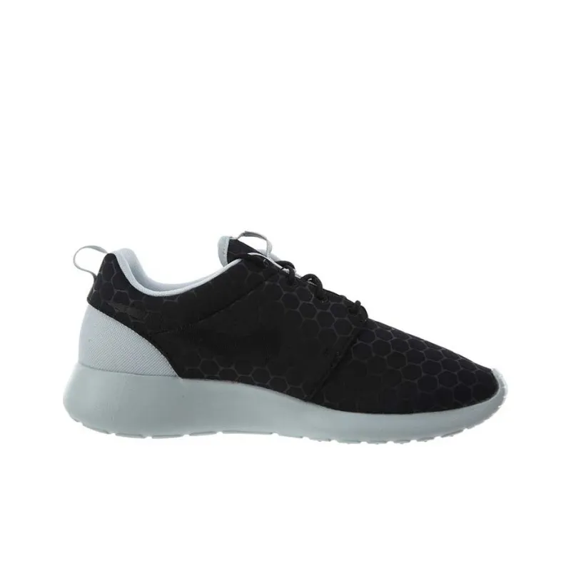 Nike Roshe One Se Black Black Pure Platinum-1