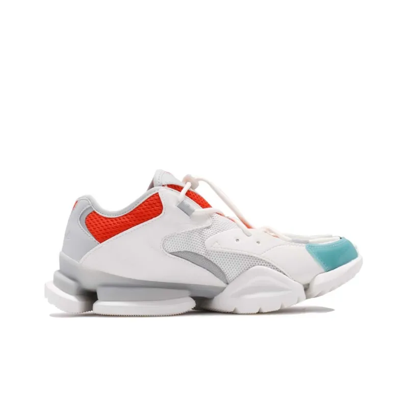Reebok Run.r 96 Chalk-1