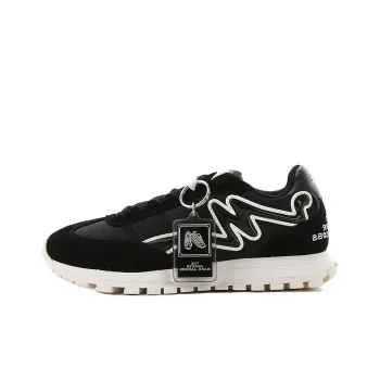 MARC JACOBS The Jogger Sneakers