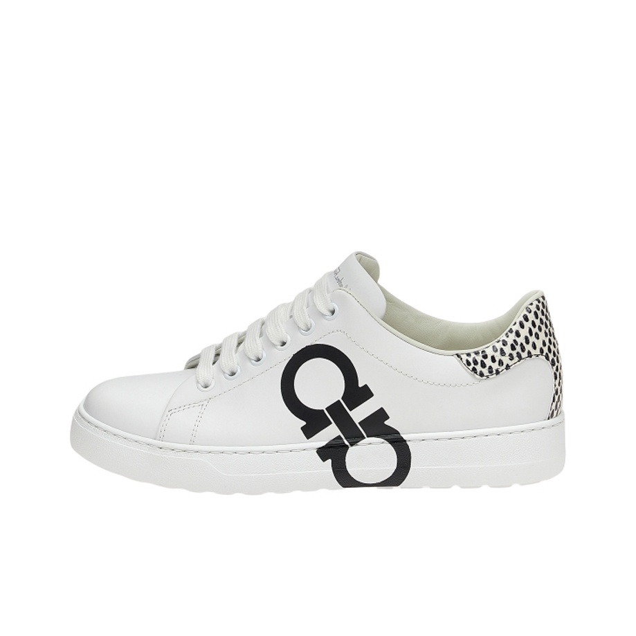 【送料&関税込】Ferragamo mina Sneakers Low top sneaker with signature - Men | Ferragamo