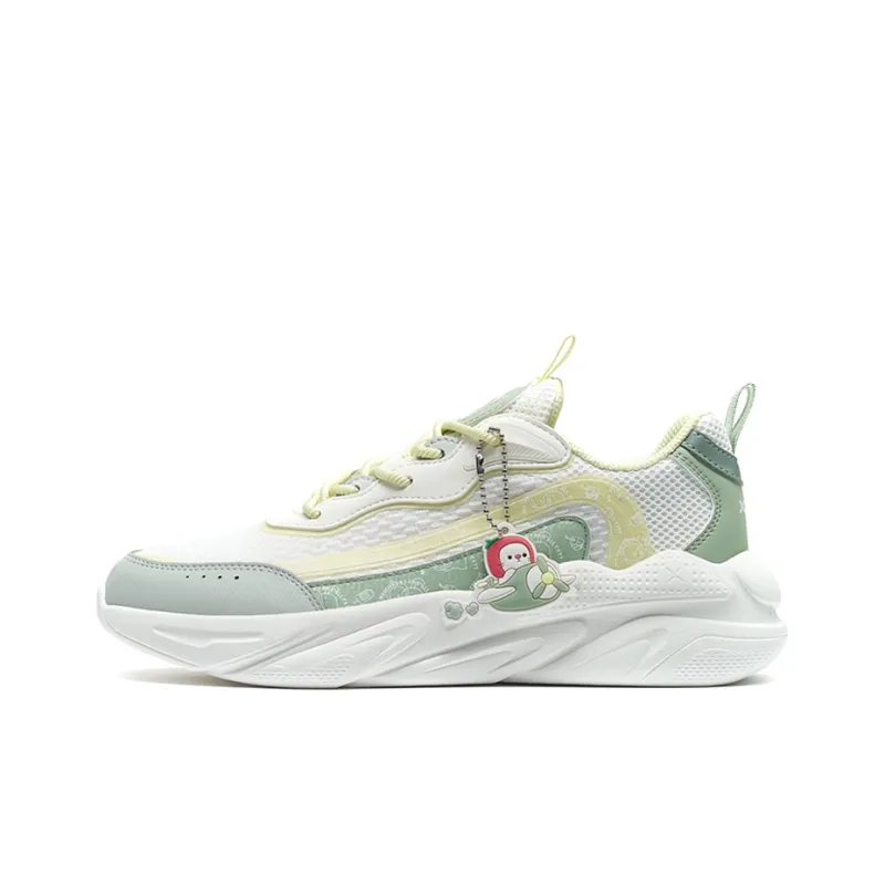 XTEP Cushioned Anti Slip Wear Resistant Breathable Lightweight Low Top Sports Casual Shoes Women's White Light Green-0