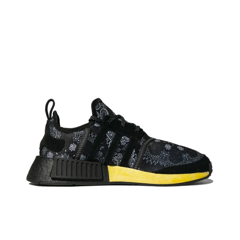 Adidas Nmd R1 Neighborhood Paisley Black-1