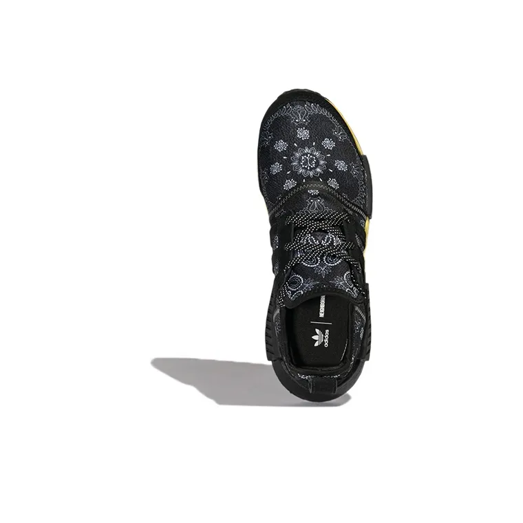Adidas Nmd R1 Neighborhood Paisley Black-4