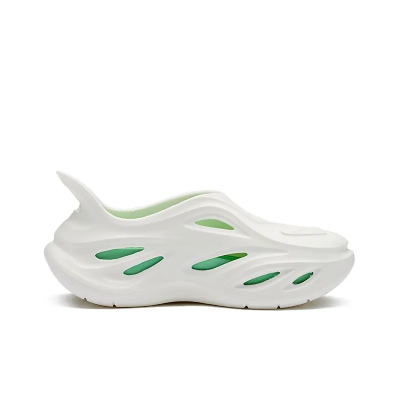 361° Yuyu Whale Clogs Women's-1