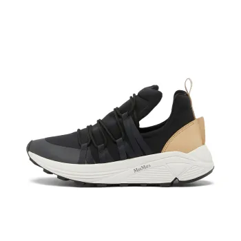 MaxMara Low-Top Casual Shoes Women's Black