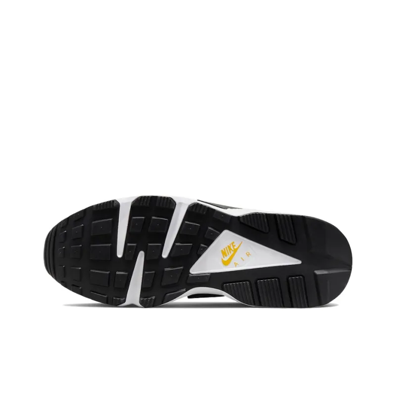 Nike Air Huarache Michigan-5
