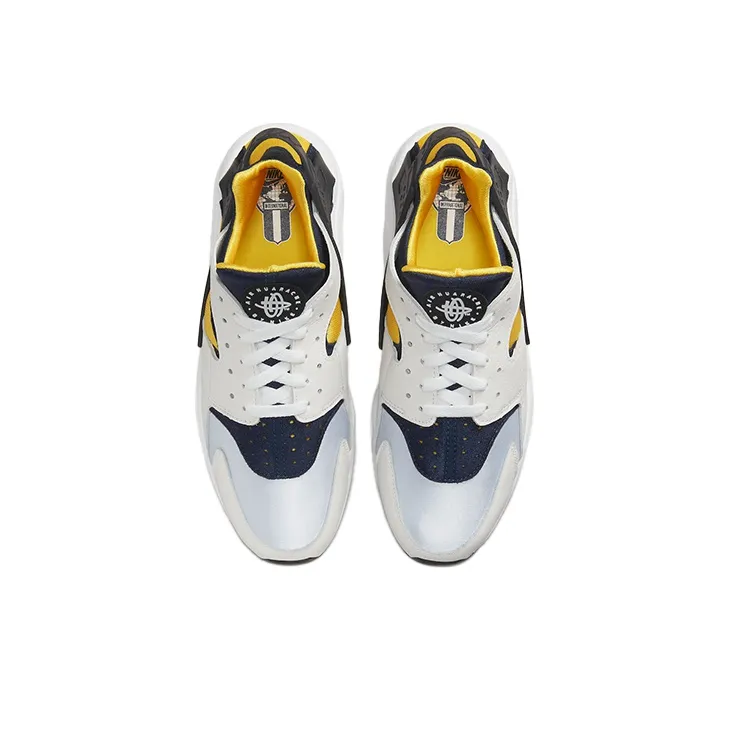 Nike Air Huarache Michigan-3