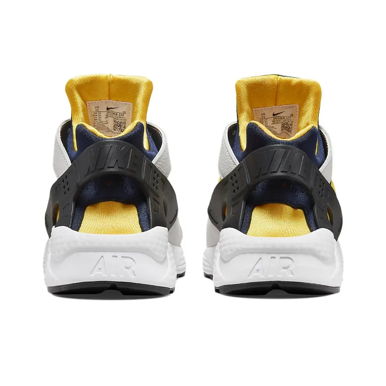 Nike Air Huarache Michigan-4