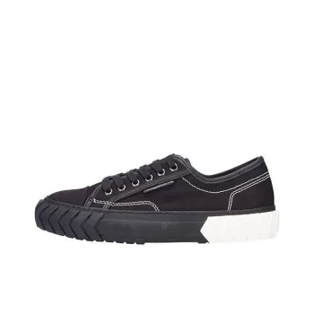 Both Low Top Stylish Skateboarding Shoes Women's Black White