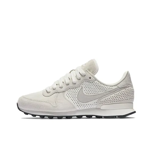 Nike Internationalist Casual Shoes Men Low-Top Off White