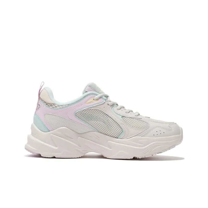 LiNing Cushioning Slip Resistant Breathable Rebound Low Top Casual Running Shoes Women's White Pink-1
