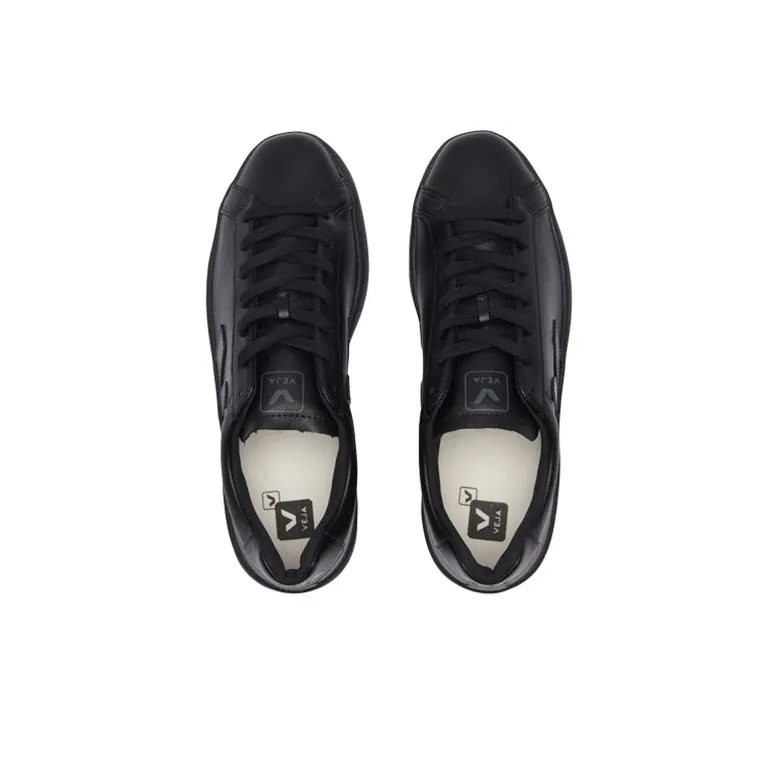 VEJA Urca Cwl Full Black-4