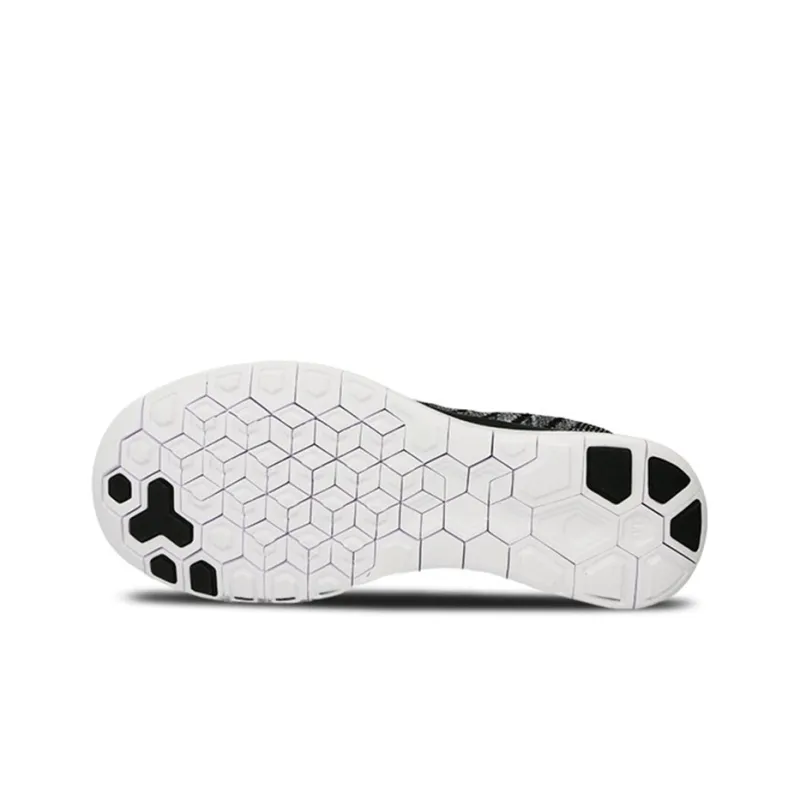 Nike Free 4.0 Flyknit Oreo-4