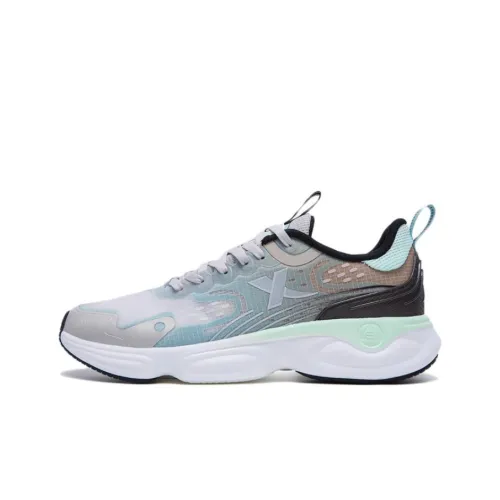 XTEP Polygon 1.0 Cushioning Rebound Low Top Running Shoes Men's White Blue Gray