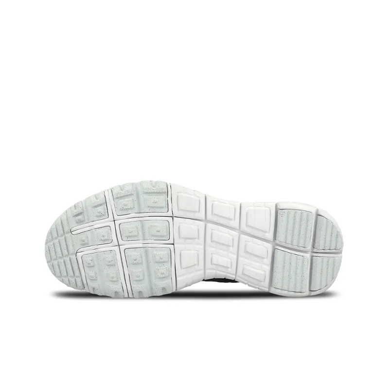 Nike Lupinek Flyknit Black White-4