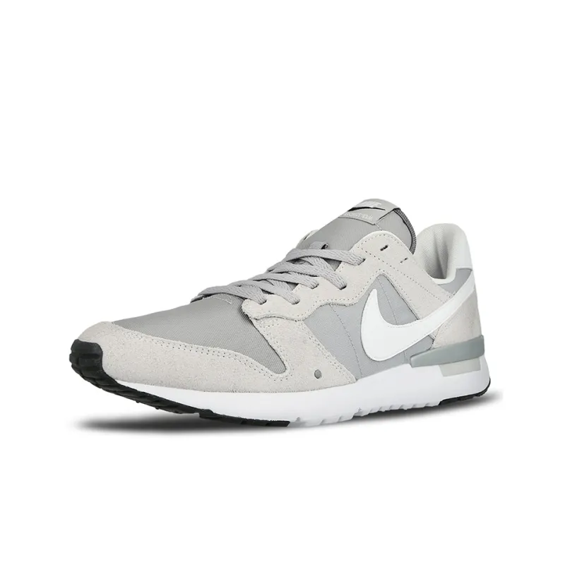 Nike Archive 83.M-2