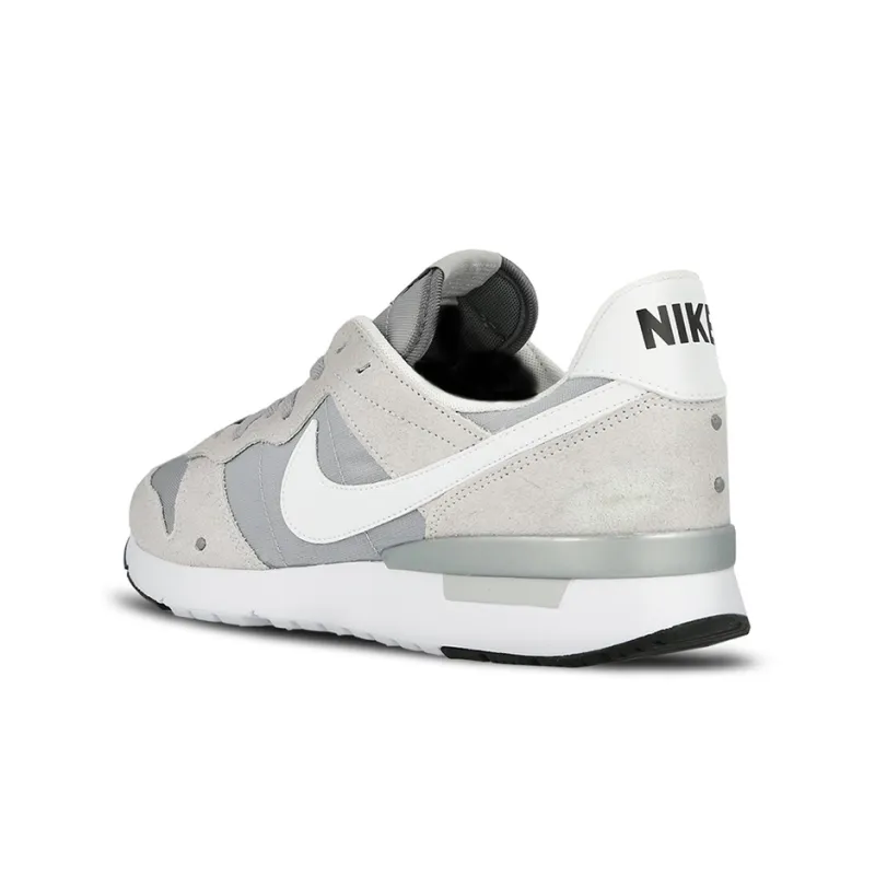 Nike Archive 83.M-3