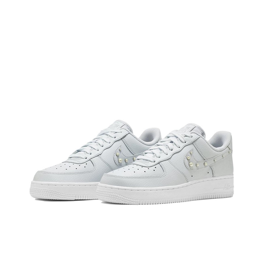 ★ナイキ★ Nike Air Force 1 Low '07 SE TRND Pearl Swoosh Nike Air Force 1 Low '07 Se Trnd Pearl Swoosh Pure Platinum
