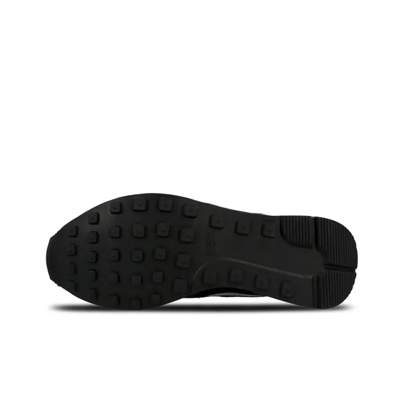 Nike Internationalist TP Black Chilling Red Women's-4