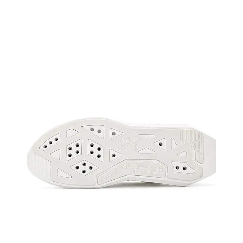 NORVINCY Walking Soft Sole Lightweight Commute White Sneakers Unisex-4