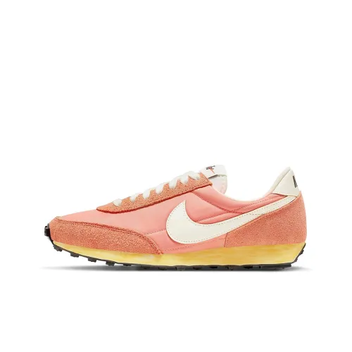 Nike Daybreak Running Shoes Women's Low-Top Pink