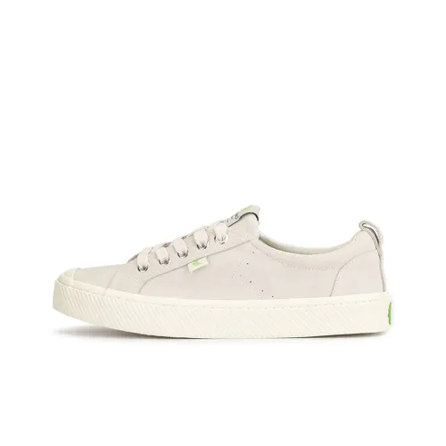 CARIUMA OCA Low-top Suede Sneakers