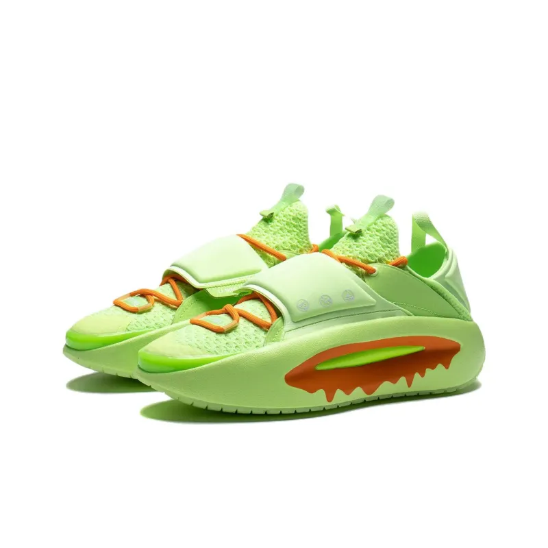 LiNing Cloud Travel Lite Casual Shoes Men Low Top Fluorescent Ice Green-2