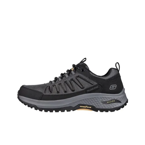 Skechers Arch Fit Hiking / Trekking Shoes Men Low-Top Black