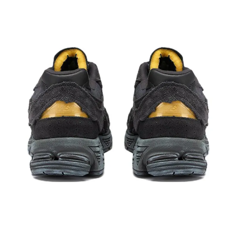New Balance 2002R Protection Pack Phantom-4