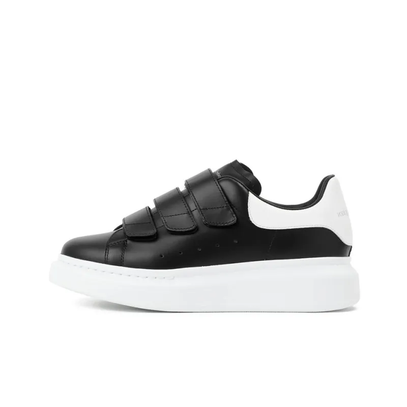 Alexander McQueen Low Top Stylish Skateboarding Shoes Women's Black-0