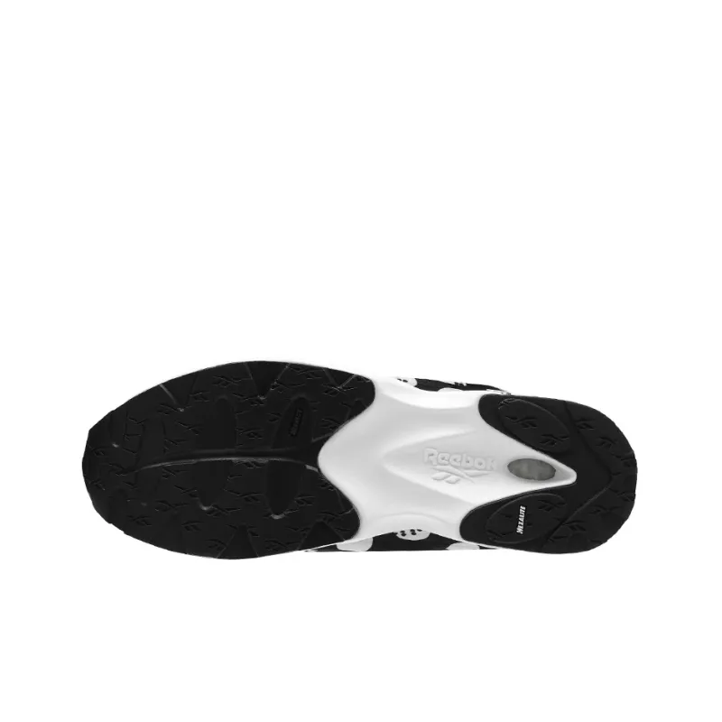 InstaPump Fury Reebok Road Sg 'Black White'-4