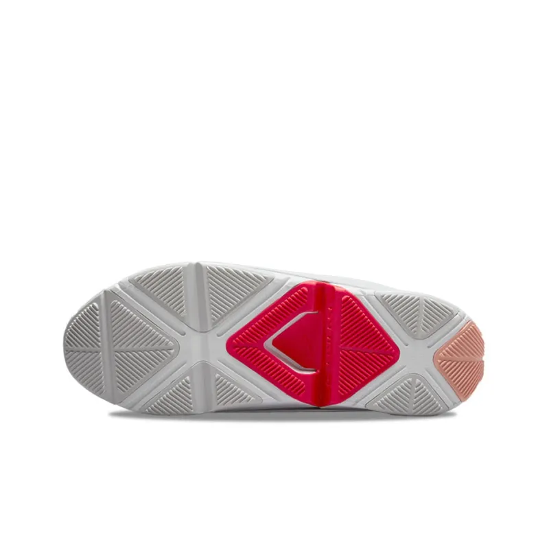 Nike Go FlyEase Summit White Arctic Orange Summit White-5