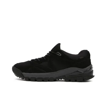 Vans Amzn Trailhead Black