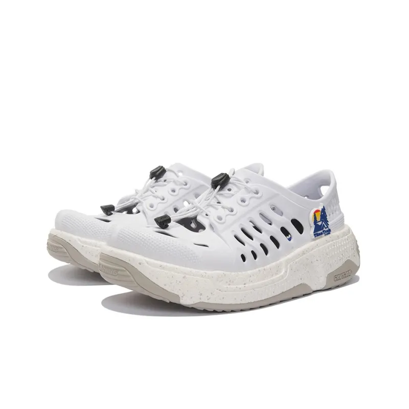 LiNing Pan Gu Trek Rebound And Breathable Low Top Sports Casual Shoes Women's White-2