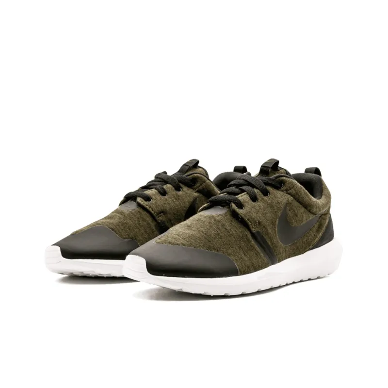 Nike Roshe Run Tech Fleece Cargo Khaki-2