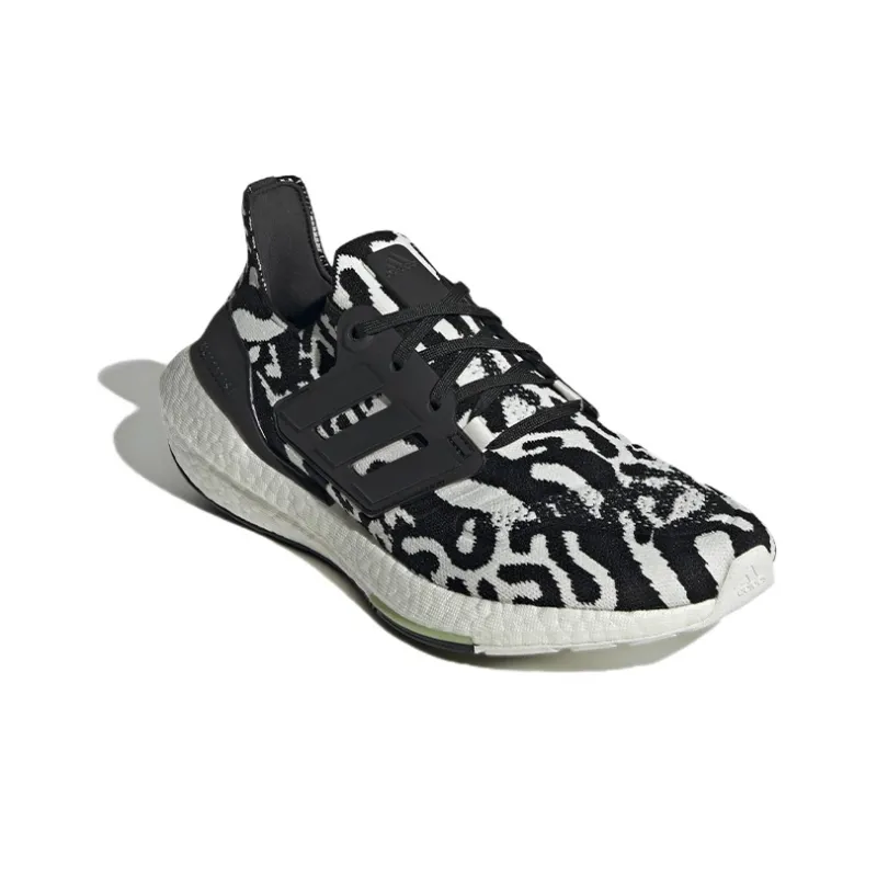 Adidas Ultra Boost 22 Zebra-2