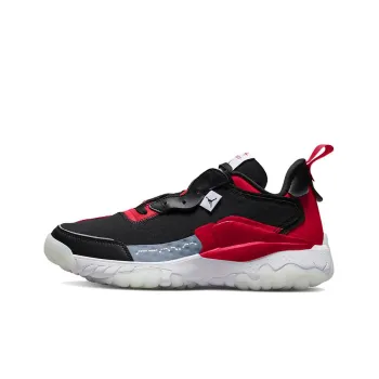 JORDAN Delta 2 Se 'Black University Red'