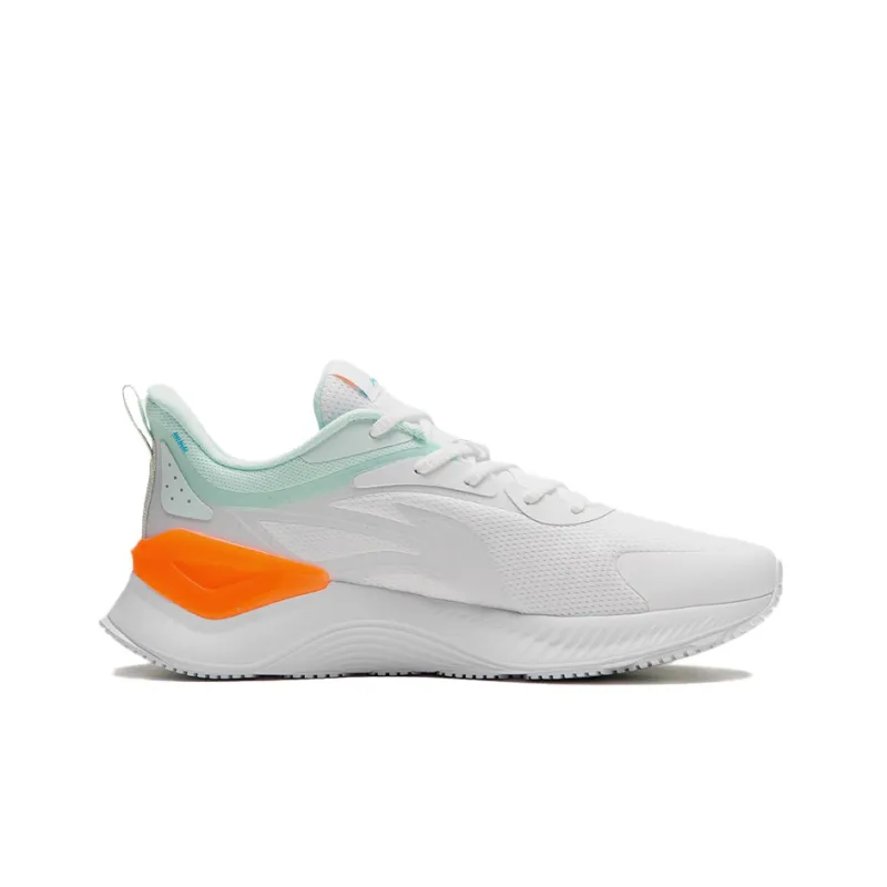 LiNing YueYing Element Cushioned Slip Resistant Abrasion Resistant Low Top Running Shoes Men's White-1