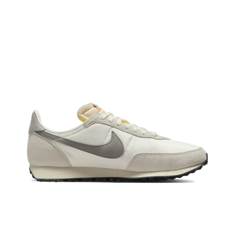 Nike Waffle Trainer 2 Sail Lightbone-1