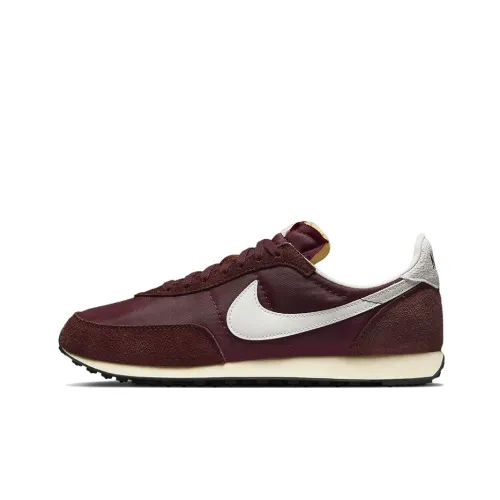 Nike Waffle Trainer 2 Burgundy Crush