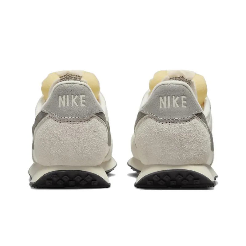 Nike Waffle Trainer 2 Sail Lightbone-4