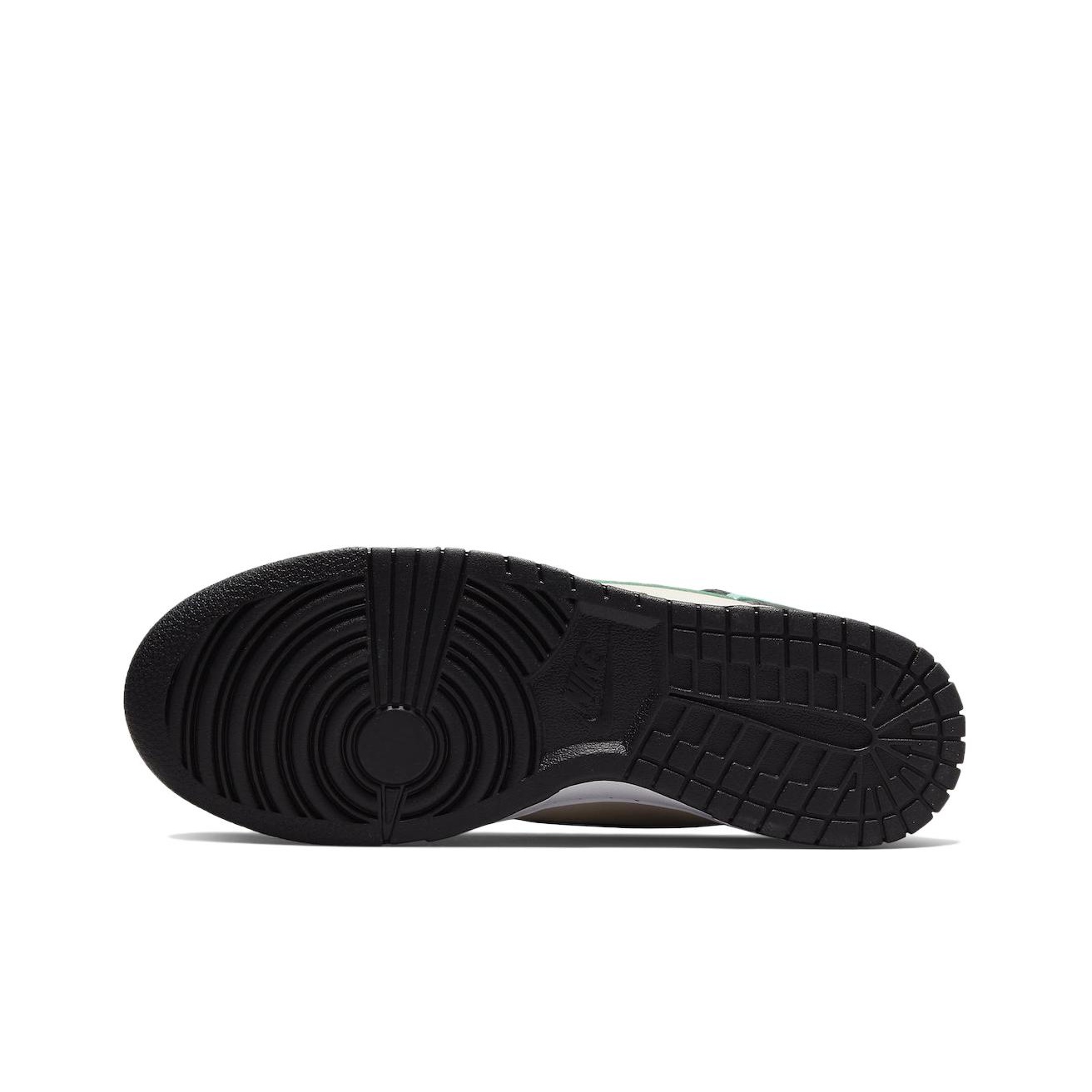 MUSINSA | AMI Heart Logo Padding - Dark Coffee / HJK403PA0009221