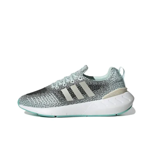 Adidas Women's Swift Run 22 'Halo Mint'