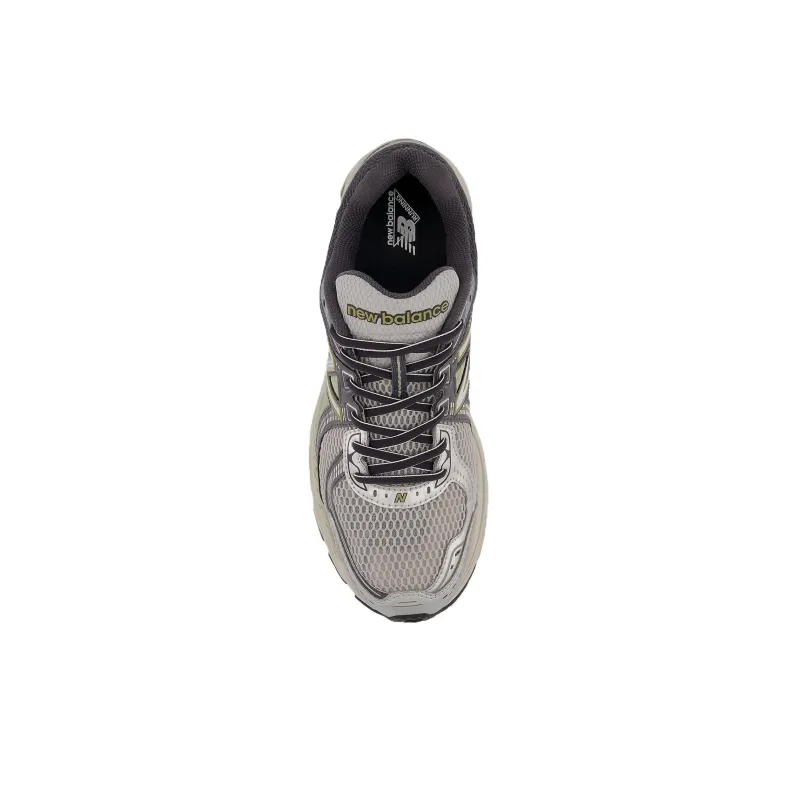 New Balance 860v2 Earth-3