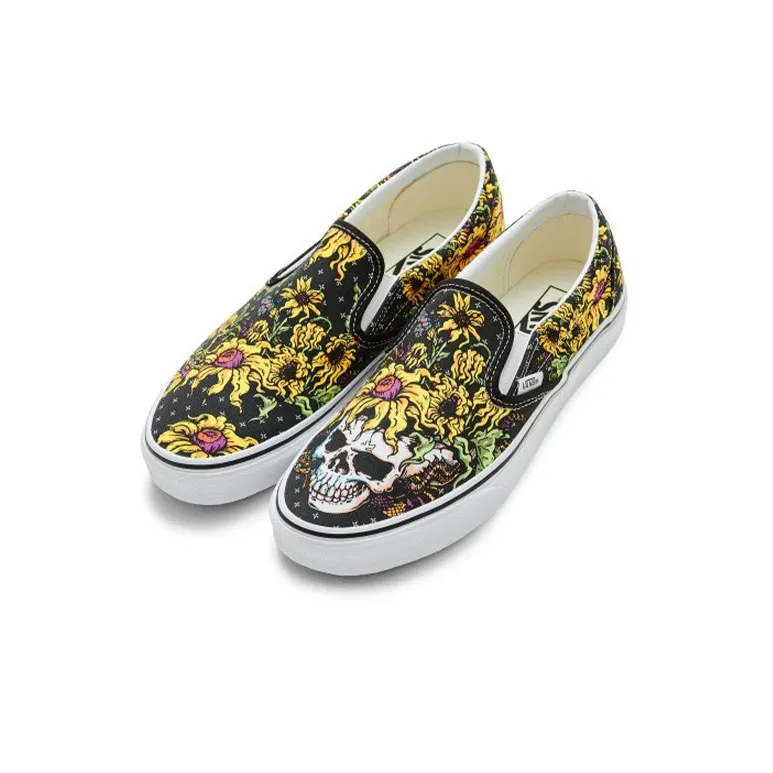 Vans Classic Slip On Beauty Skull-1
