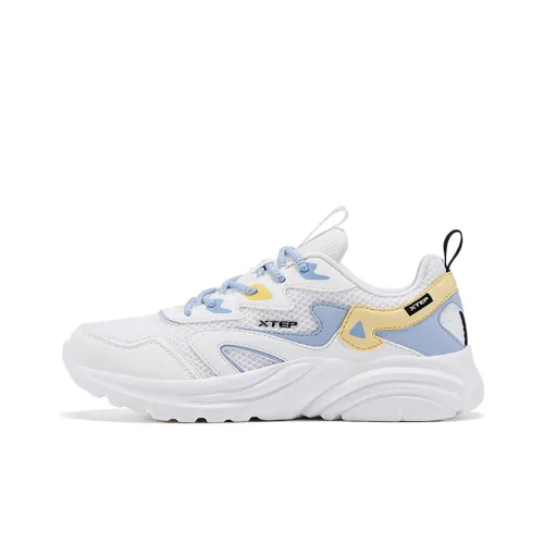 XTEP Running Shoes Women's Low-Top Sail White/Evening Mist Blue/Butter