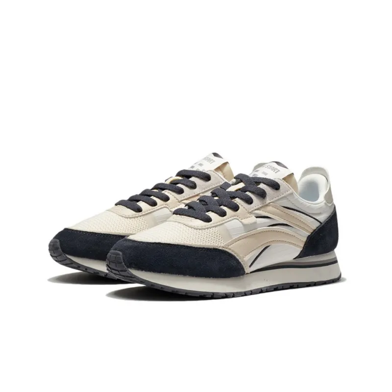 LiNing ChengFeng Abrasion Resistant Breathable Low Top Running Shoes Women's Gray Black-2